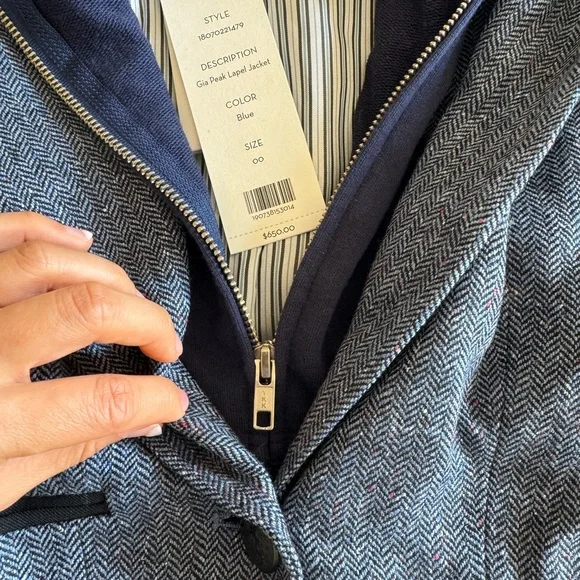 Veronica Beard Gia Peak Lapel Jacket - Picture 5 of 6